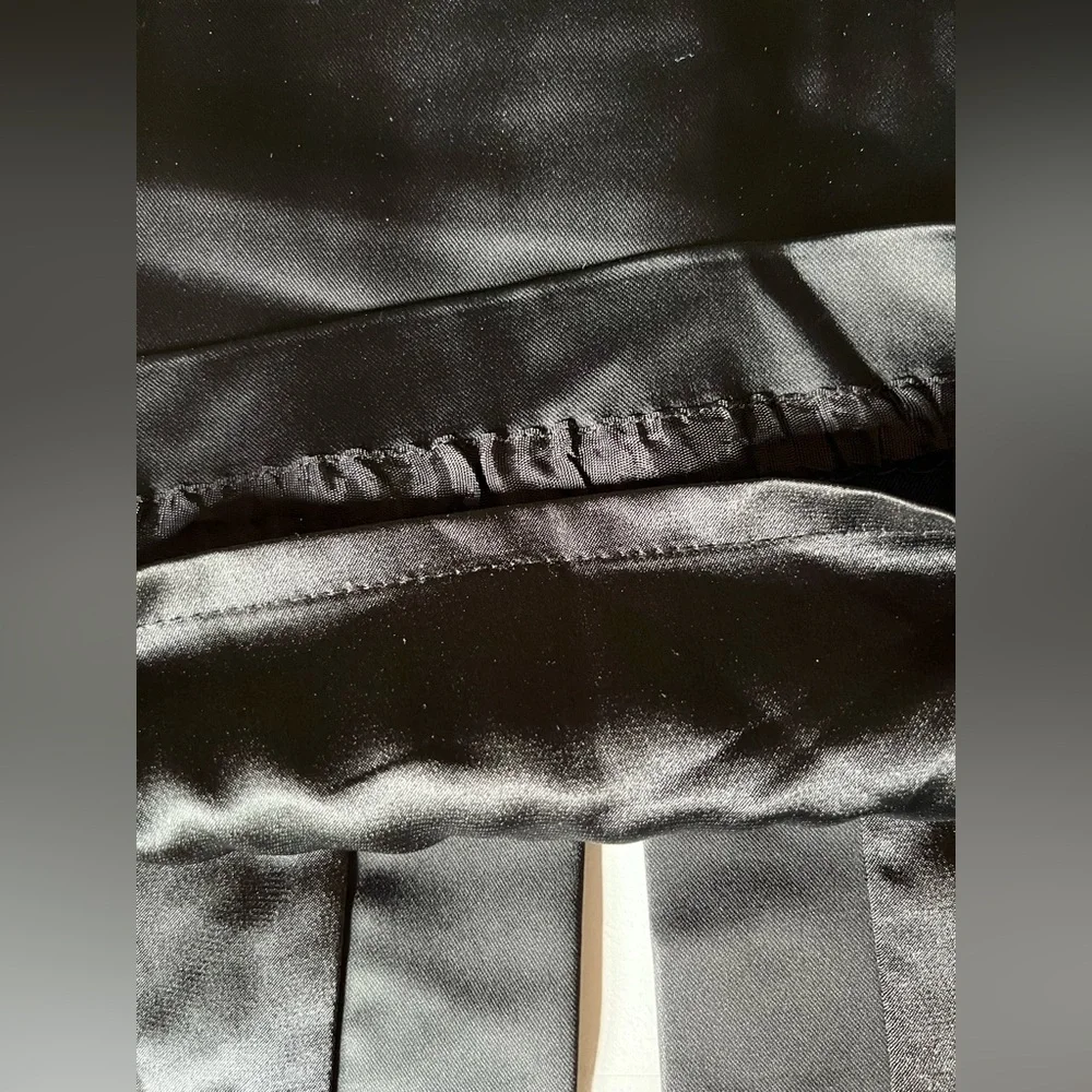 White House Black Market  Black Satin ruched Tiered Pencil Skirt Holiday size 6